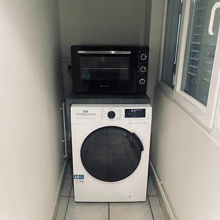 Apartment T4 Spacieux Tout Confort / Parking Gratuit