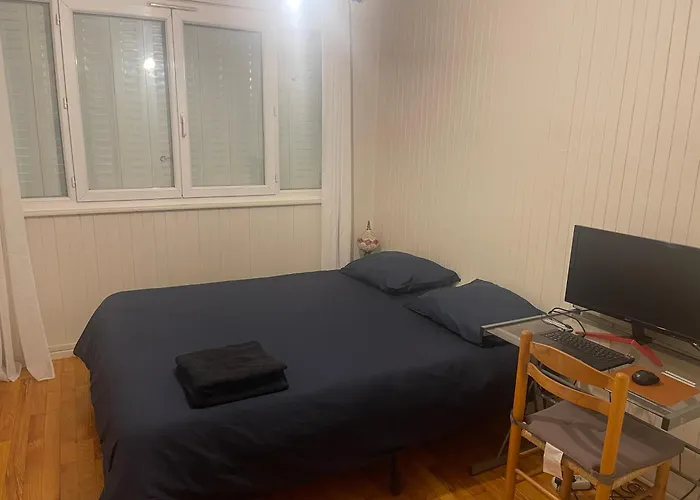 T4 Spacieux Tout Confort / Parking Gratuit Apartment Grenoble