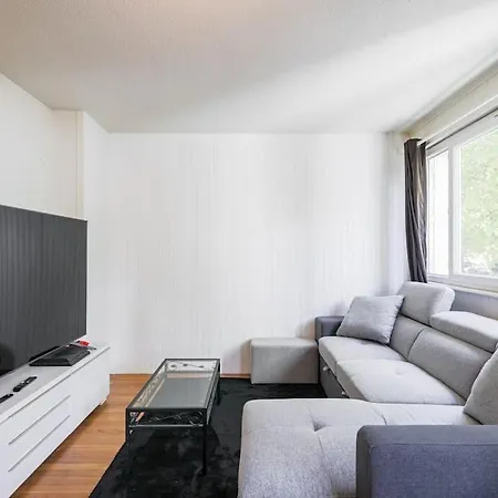 T4 Spacieux Tout Confort / Parking Gratuit *